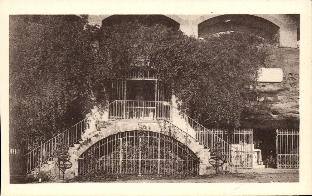 Grotten von Saint-Antoine — Die mittlere Grotte — Pilgerreise der Grotten von Saint-Antoine - Vorderseite