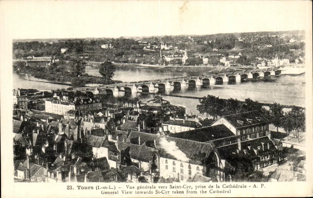 Tours (Loire) — Allgemeiner Blick Richtung Saint-Cyr von der Kathedrale — A.P. n°23 - Vorderseite