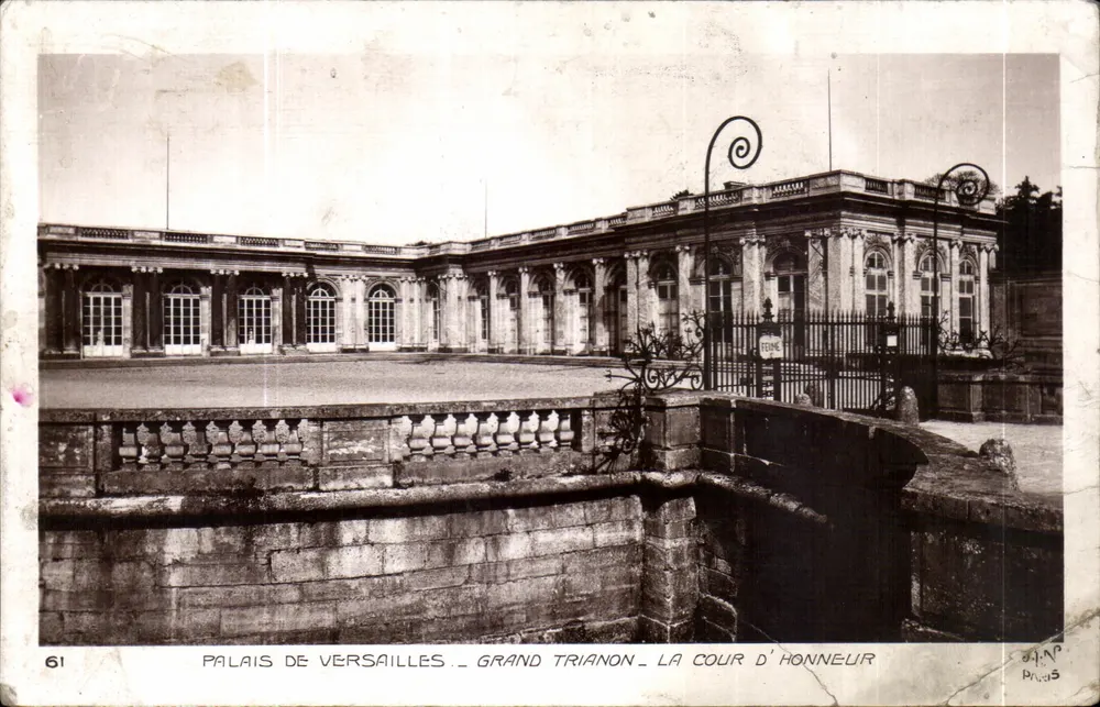 Palast von Versailles — Grand Trianon — Cour d'Honneur — Verleger J.P. Paris, Nr. 61 - Vorderseite