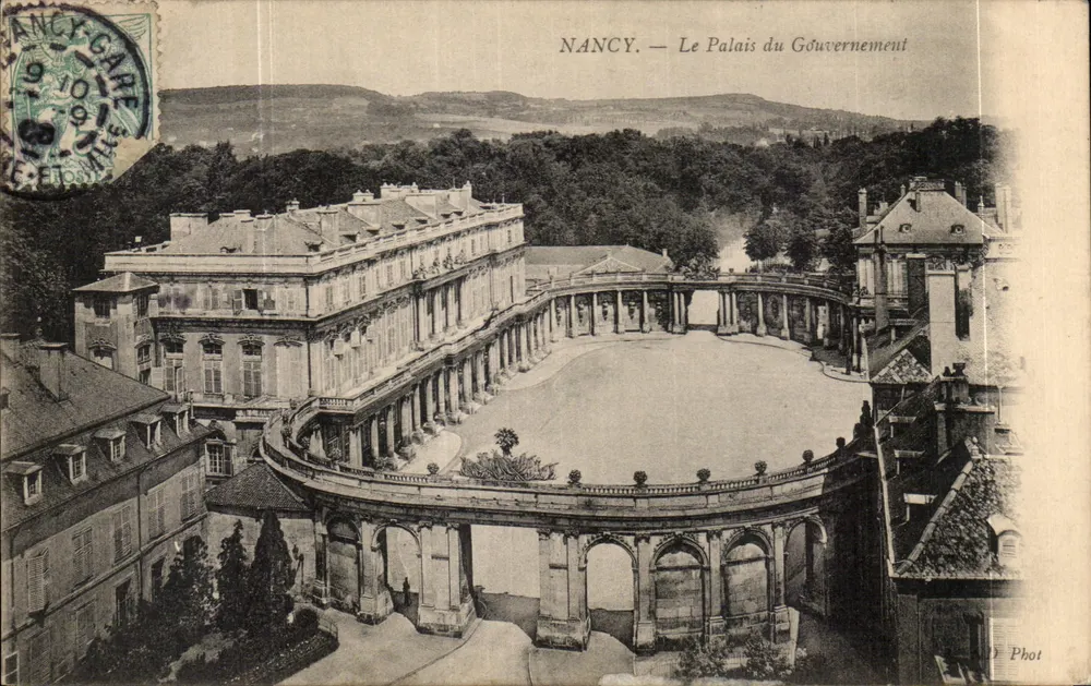 NANCY — O Palácio do Governo — Fot - Frente