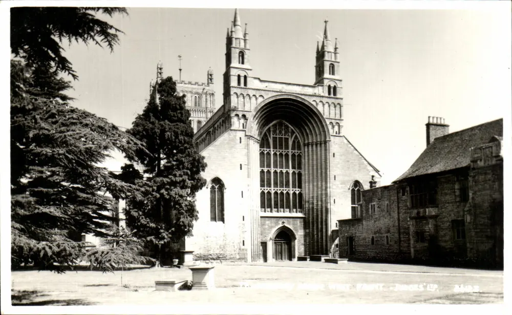 Tewkesbury Abbey - Worcestershire - Judges' Ltd - Voorkant