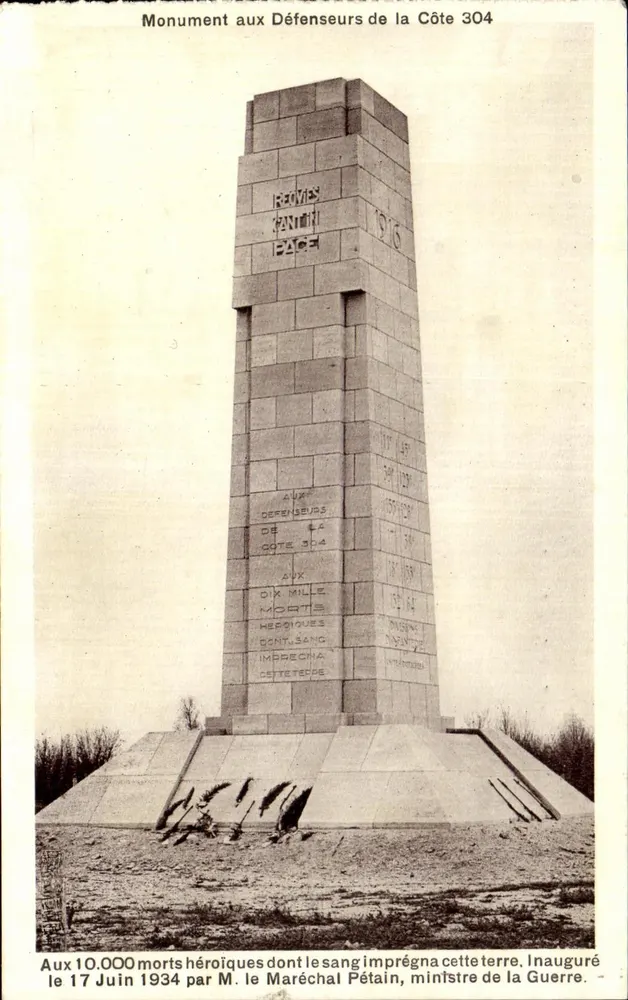 Denkmal für die Verteidiger der Küste 304 — Reims, 1916 — J. Hamelin Architekt, E. Jouyet Auftragnehmer - Vorderseite