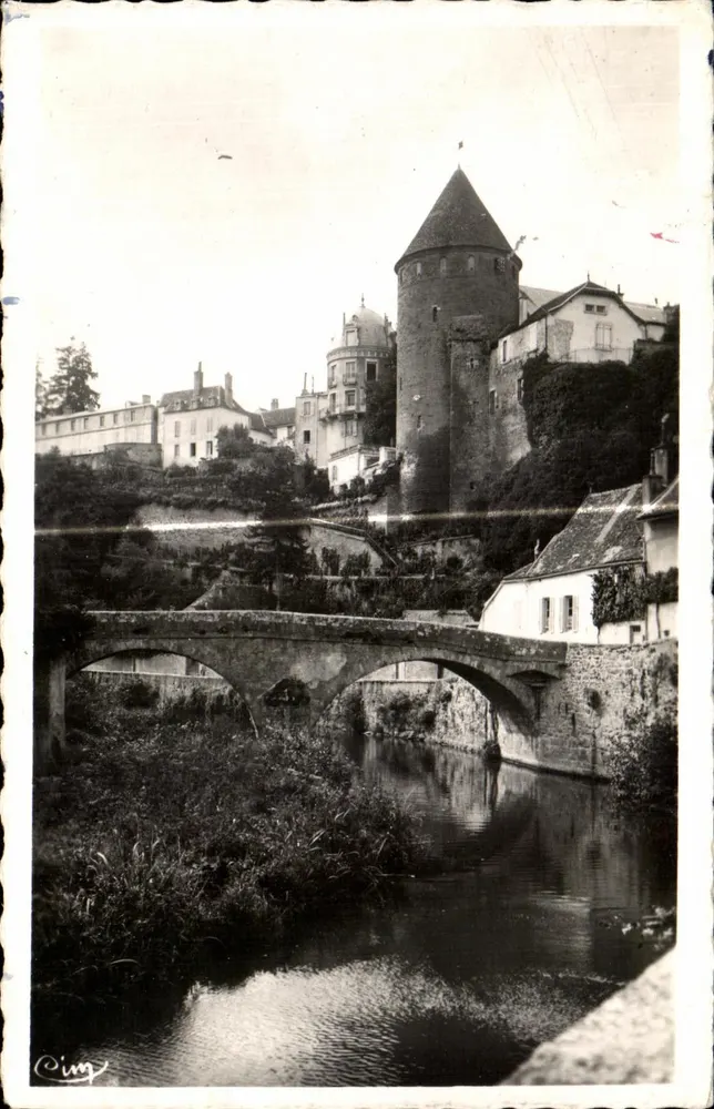 Le Pont Pinard à Semur-en-Auxois — vue du château et du pont en pierre, éditeur Cingy - Vorderseite