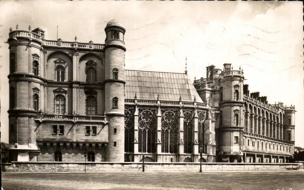 Saint-Germain-en-Laye — Das Schloss, Südwestfassade, Kapelle — Verlag Glotian - Vorderseite