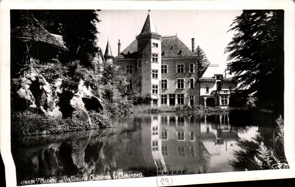 Saint-Cléaire-en-Valdaine - Schloss Clermont — TONNERRE - Vorderseite