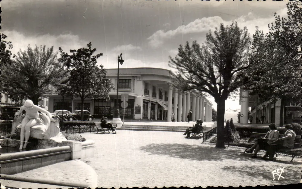 Plaza Clémenceau — Pau — Ediciones REX - Anverso