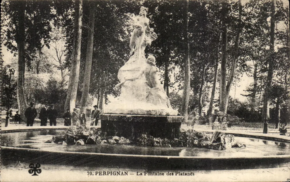 Perpignan — A Fonte dos Platanés — Ed. Coudres, n°70 - Frente