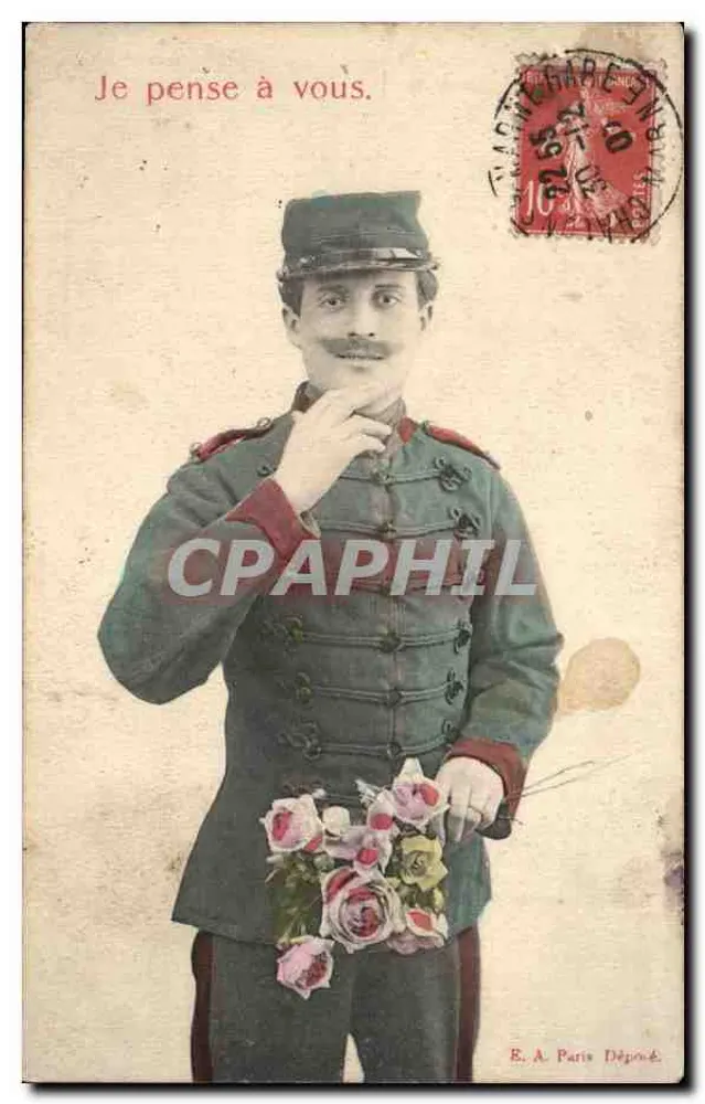 Soldado em uniforme — com buquê de rosas — E. A. Paris Dépôt - Frente