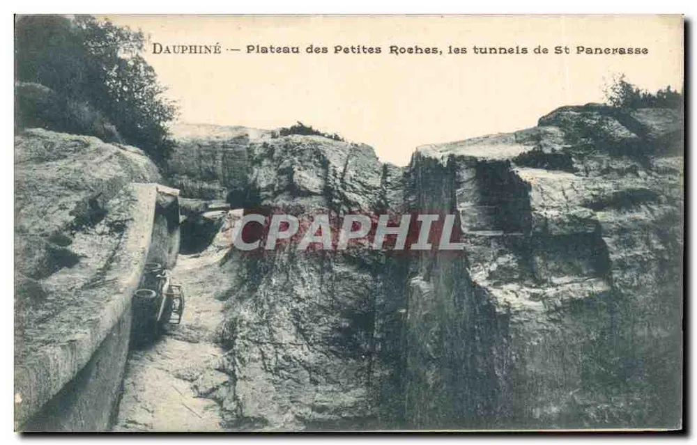 Dauphiné — Plateau des Petites Roches, die Tunnel von St Pancrasse - Vorderseite
