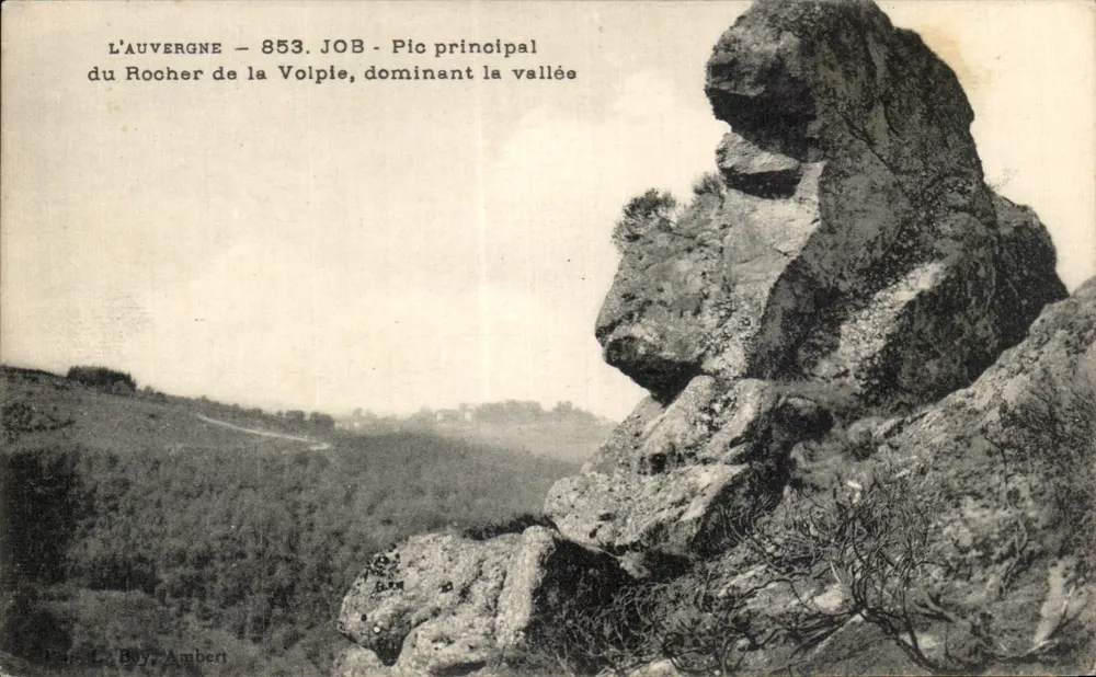 Auvergne — 853. JOB - Hauptgipfel des Rocher de la Volpîe, überblickend die Tal — Verleger: L. Boyt, Ambert - Vorderseite