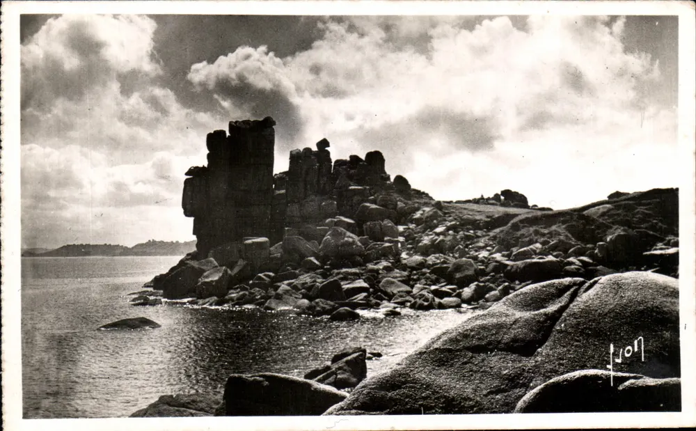 Pointe du Squevel — Ploumanac'h (C.-du-N.) — J. Jon - Frente