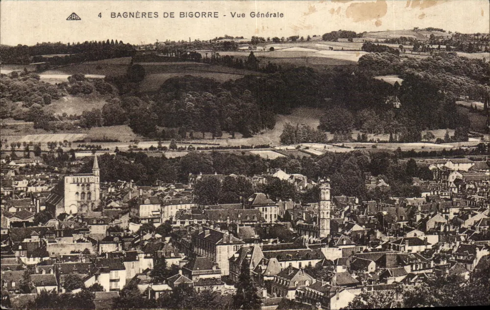 Bagnères-de-Bigorre - Vista Generale — editore AR, n°4 - Recto