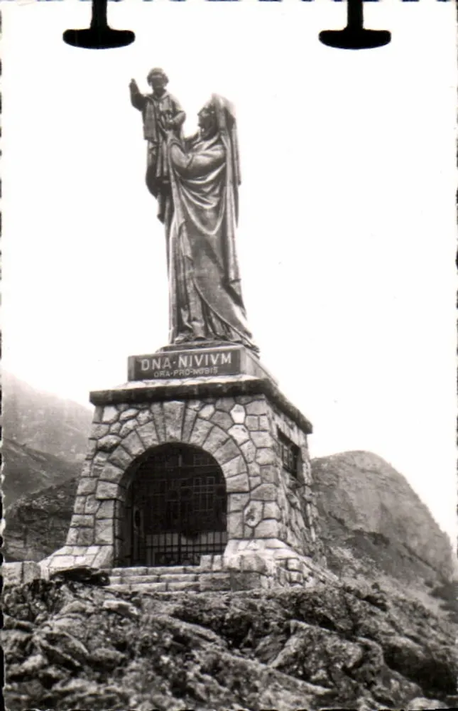 Gavarnie — Wallfahrtskirche Notre-Dame des Neiges — 123 - Vorderseite