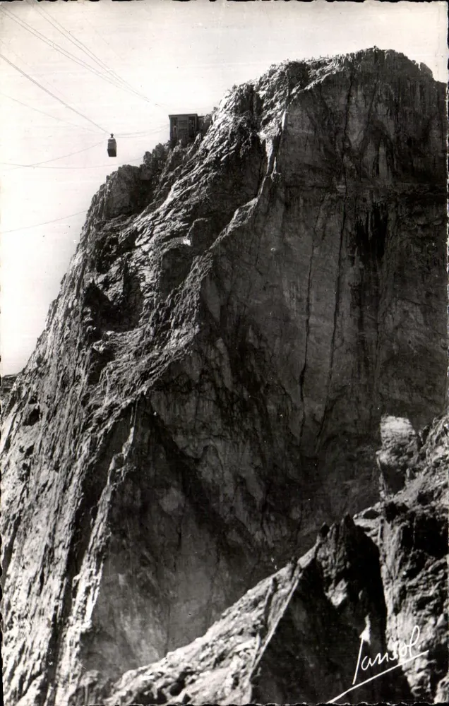 Chamonix (Haute-Savoie) — O Muro do Brevent e a chegada do teleférico — Éditions Photographiques JANSOL - Frente