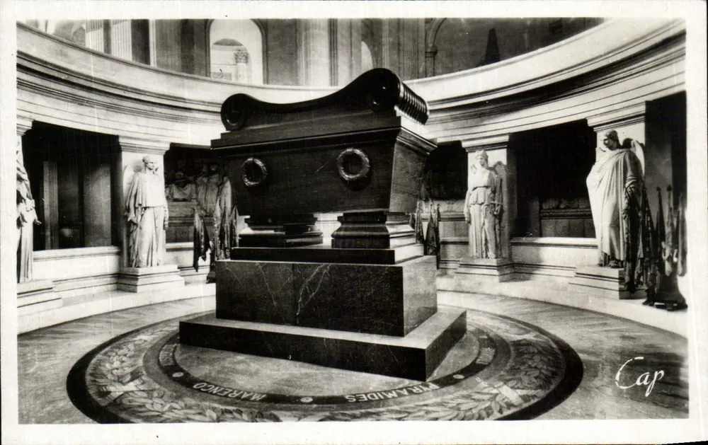 O Túmulo de Napoleão I — Os Invalides — Bilhete postal antigo — n°4030 - Frente