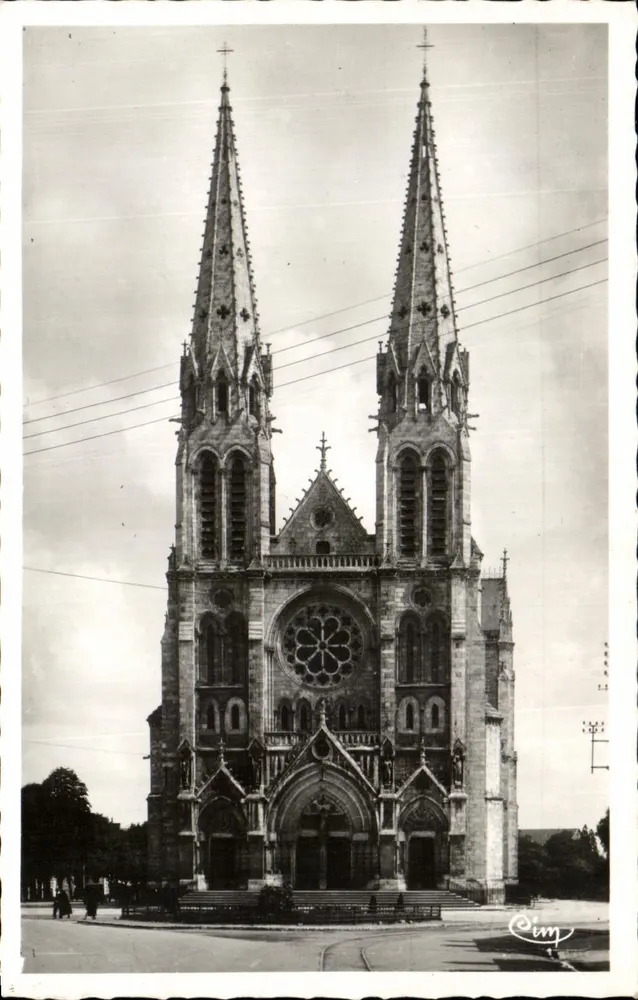 Châteauroux (Indre) — A Igreja de São André — Impressora JASON - Frente
