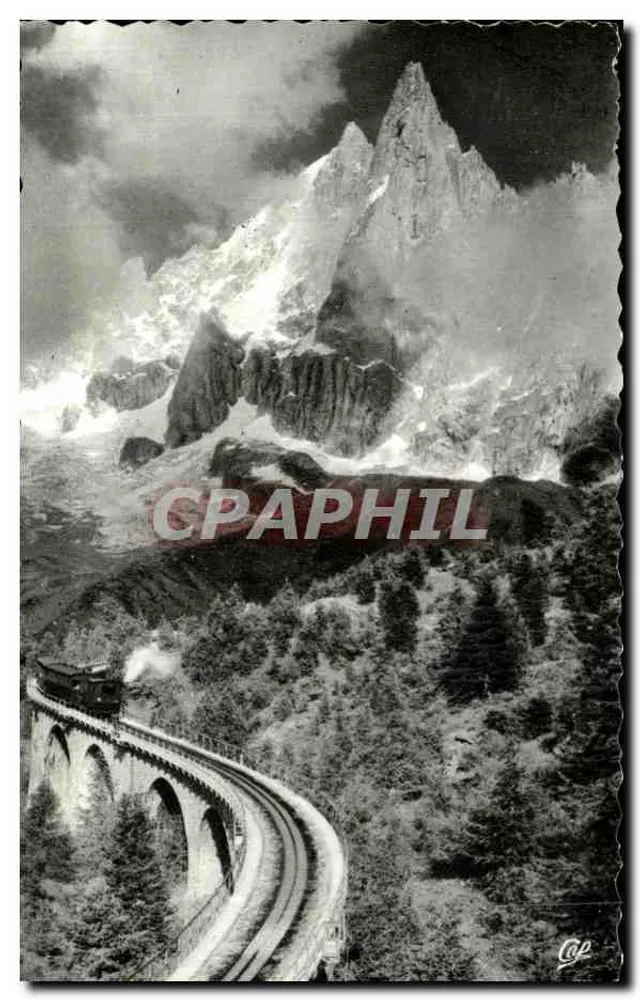 Bahn des Montenvers — Aiguille du Dru — Chamonix-Mont-Blanc - Vorderseite