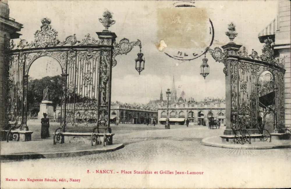NANCY — Place Stanislas und Jean-Lamour-Gitter — Maison des Magasins Réunis, Verlag, Nancy - Vorderseite