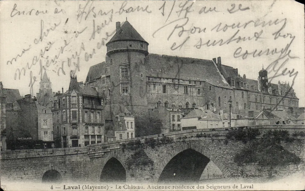 Laval (Mayenne) — Das Schloss. Ehemalige Residenz der Herren von Laval — J. Sorel, Verlag, Rennes - Vorderseite
