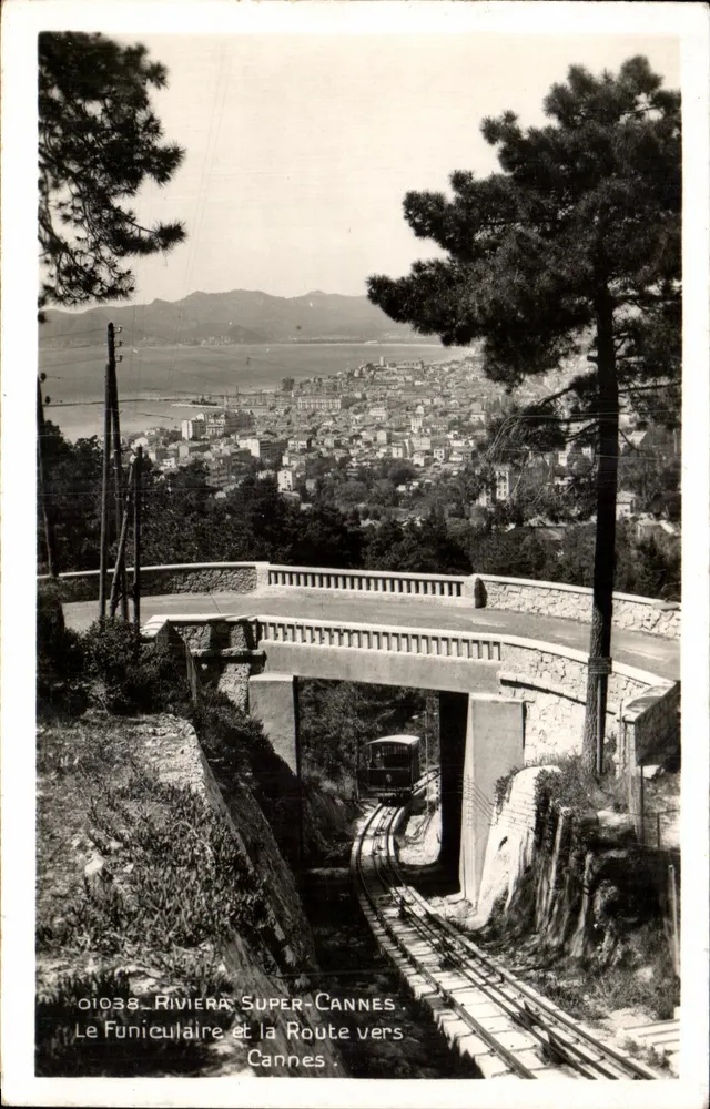 Riviera Super-Cannes — Der Funicular und der Weg nach Cannes — Edition Papetell - Vorderseite