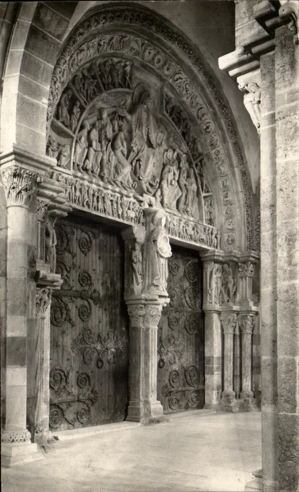 Vézelay — Basilika der Madeleine. Innenportal des Narthex — Vézelay Shop - Vorderseite