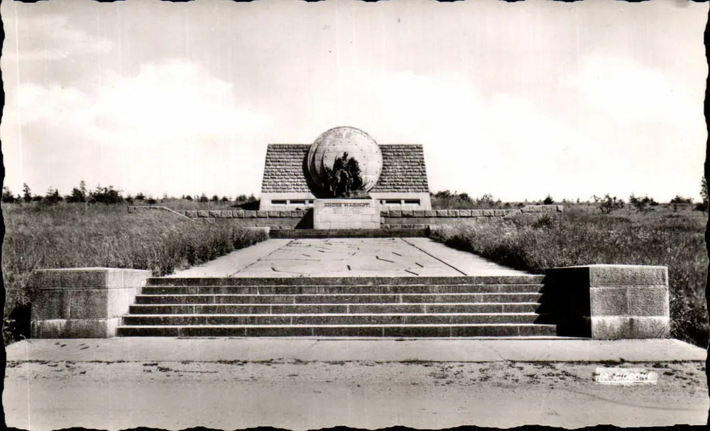 Maginot-Monument — Umgebung von Verdun (Meuse) — S.P.A.D.E.M. Paris - Vorderseite