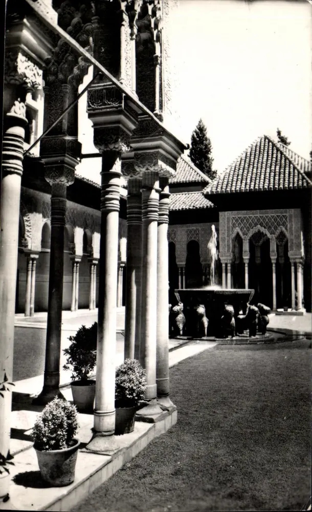Alhambra — Cour des Lions — Ediciones Fotográficas Hijos de Galilepos, Granada - Vorderseite
