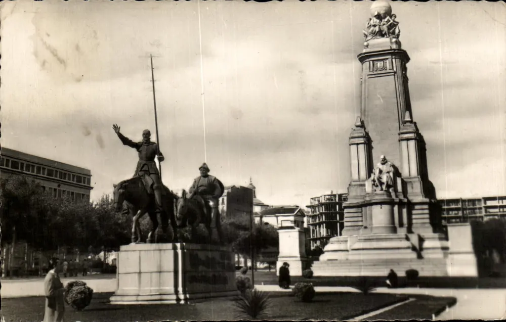 Madrid - Monumento a Cervantes — Postales Beas, n°8 - Frente