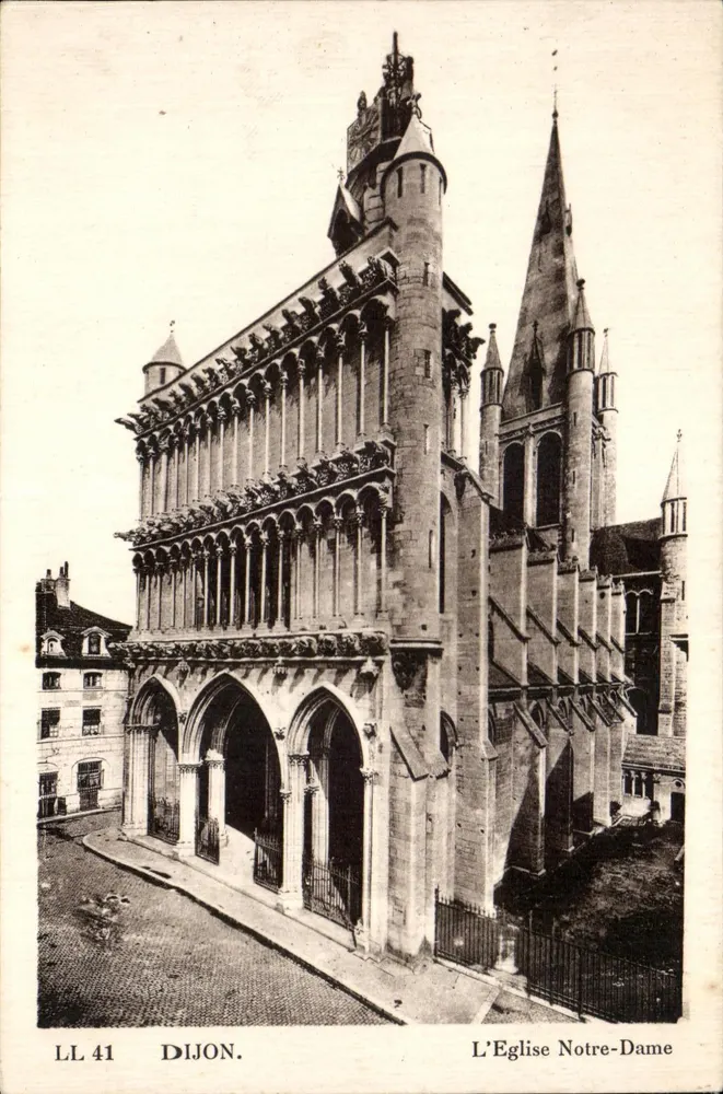 Dijon — A Igreja de Nossa Senhora — LL 41 - Frente