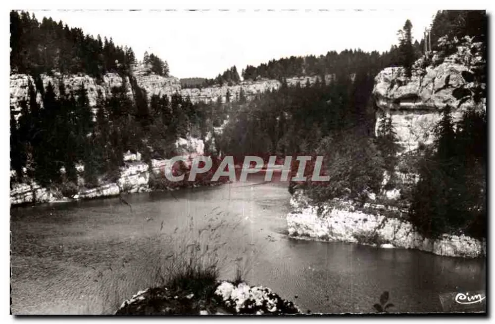 Doubs-Wasserfall — Bassin Louis-Philippe und Felsen der Jungfrau — Comier de Macos - Vorderseite