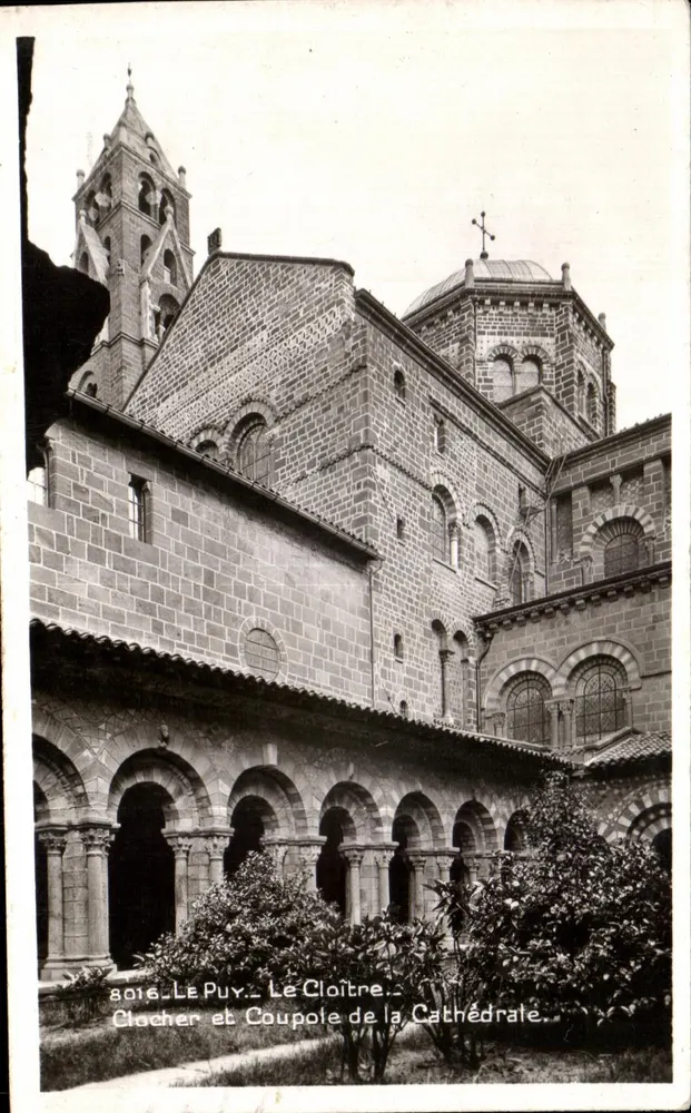Le Puy — Der Cloister und die Kuppel der Kathedrale — Édition La Cigogne, n°8016 - Vorderseite