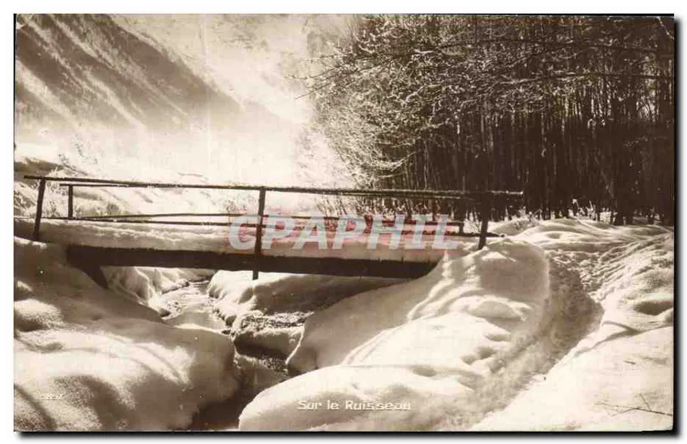 Sobre o Ruisseau — paisagem invernal nevada — - Frente