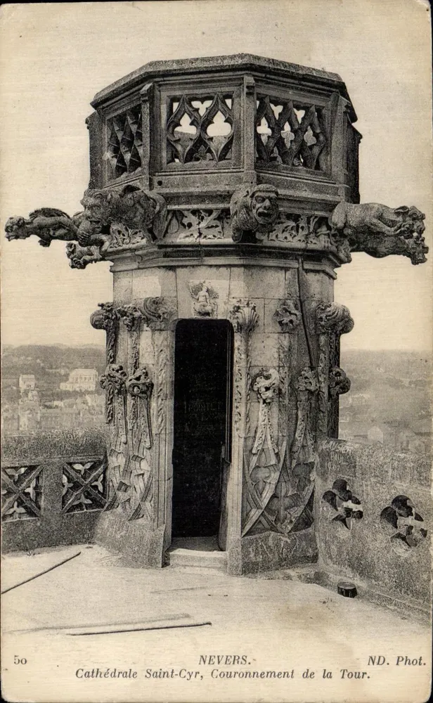 Kathedrale Saint-Cyr, Krone der Turm — Nevers — ND. Fot. n° 50 - Vorderseite