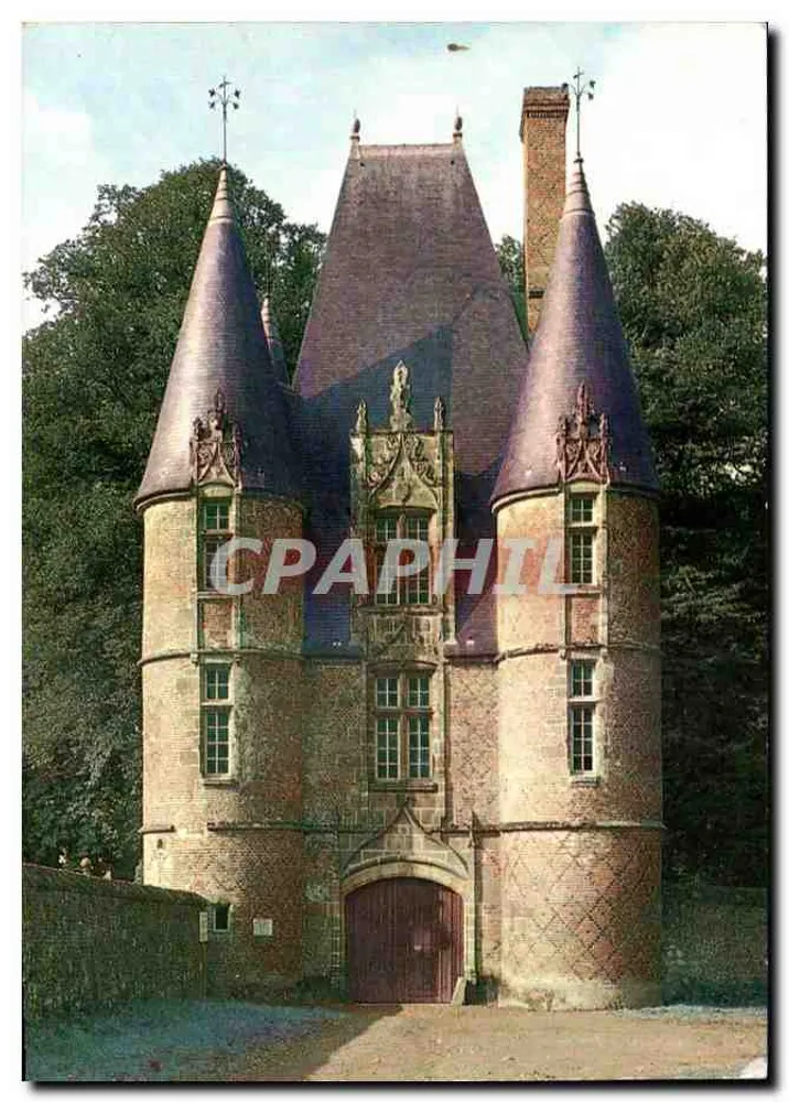 Schloss Carrouges — Eingang — Caisse Nationale des Monuments Historiques - Vorderseite
