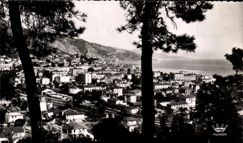 Menton — Vista geral — Éditions d'Art Munier, série 148 - Frente