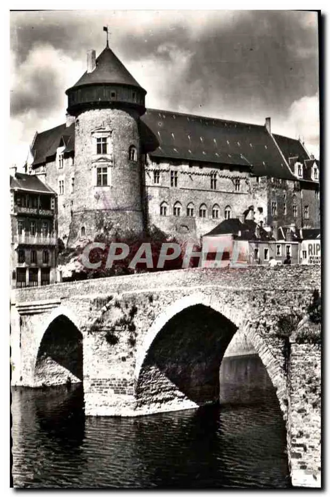 Die Schlucht (Mayenne) — Der Alte Brücke und Schloss — Editions GAUD. Ruei-Malmaison (S.-et-O.) - Vorderseite