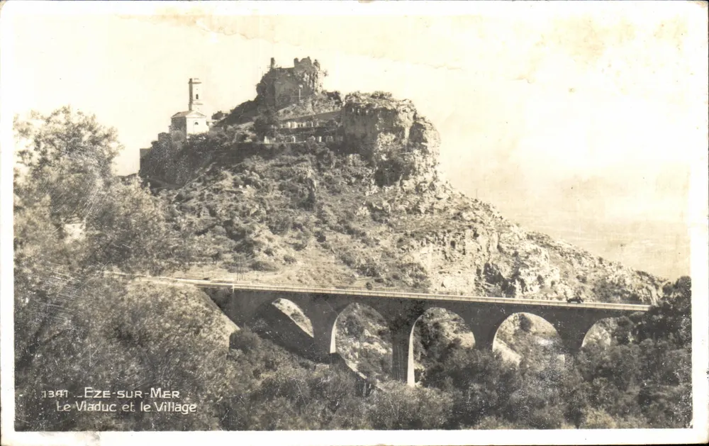 Eze-sur-Mer — O Viaduto e o Povoado — Edição La Gigogne, Nice - Frente