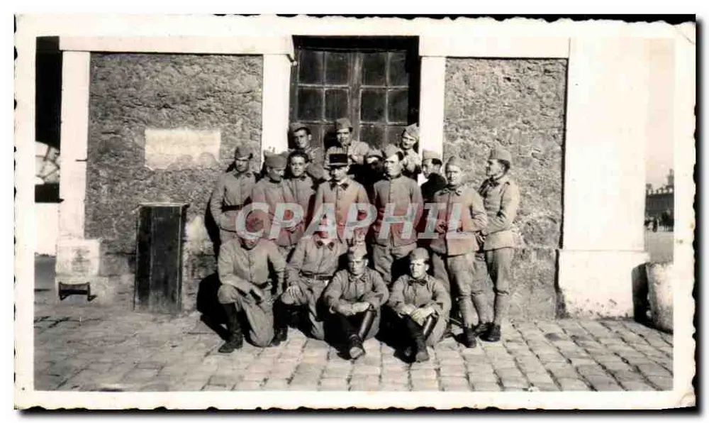 Gruppe Soldaten — Erste Reserve — Juni 1926 - Vorderseite