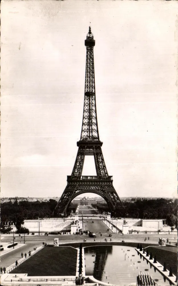 Eiffelturm und Bassins de Chaillot — Paris — Éditions du Globe - Vorderseite