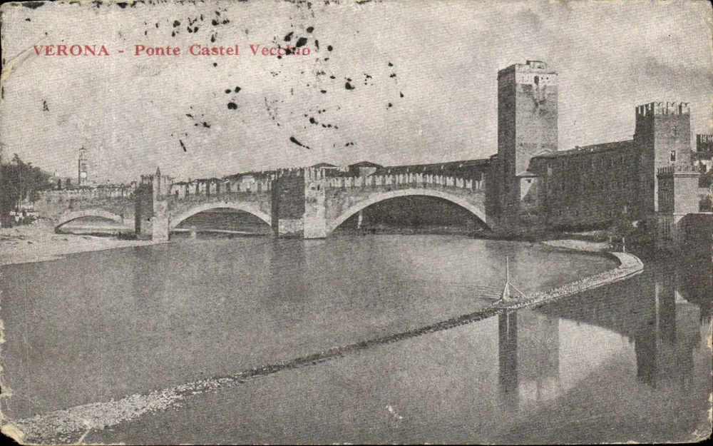 Verona - Ponte Castel Vecchio — éditeur 'Stampata in Italia' visible en bas du verso - Vorderseite