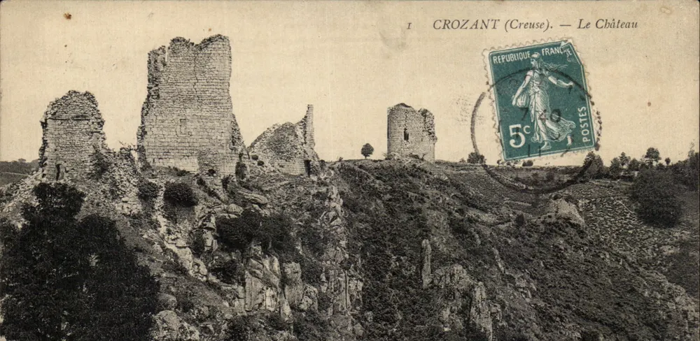 CROZANT (Creuse) — A Vista do Castelo — Editor não identificado, n° de série 1 - Frente