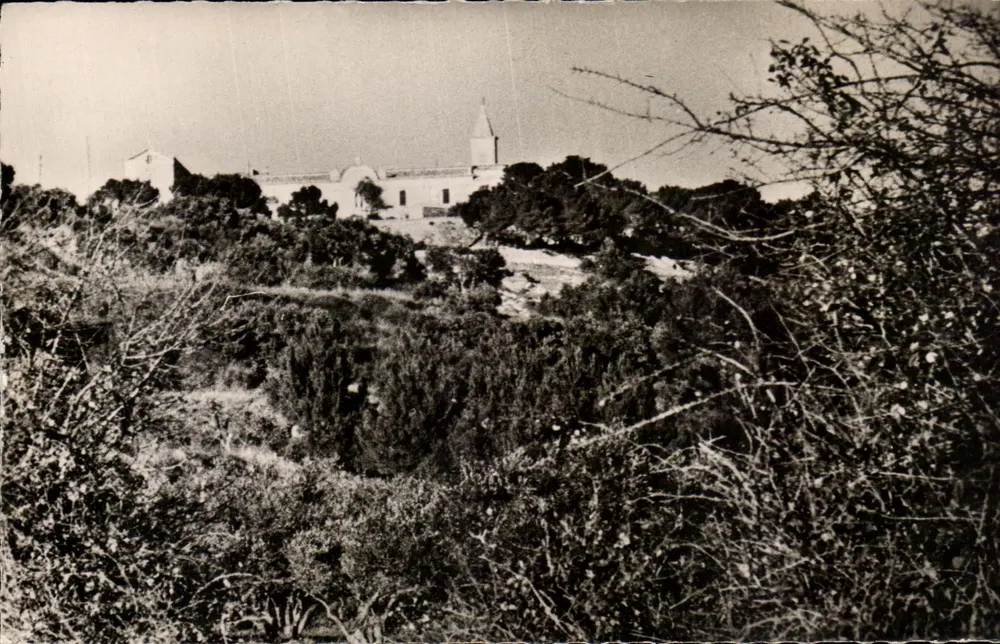 Notre-Dame de Roclefort-du-Gard — Panoramablick — Artison Payagrates (P. de D.) - Vorderseite