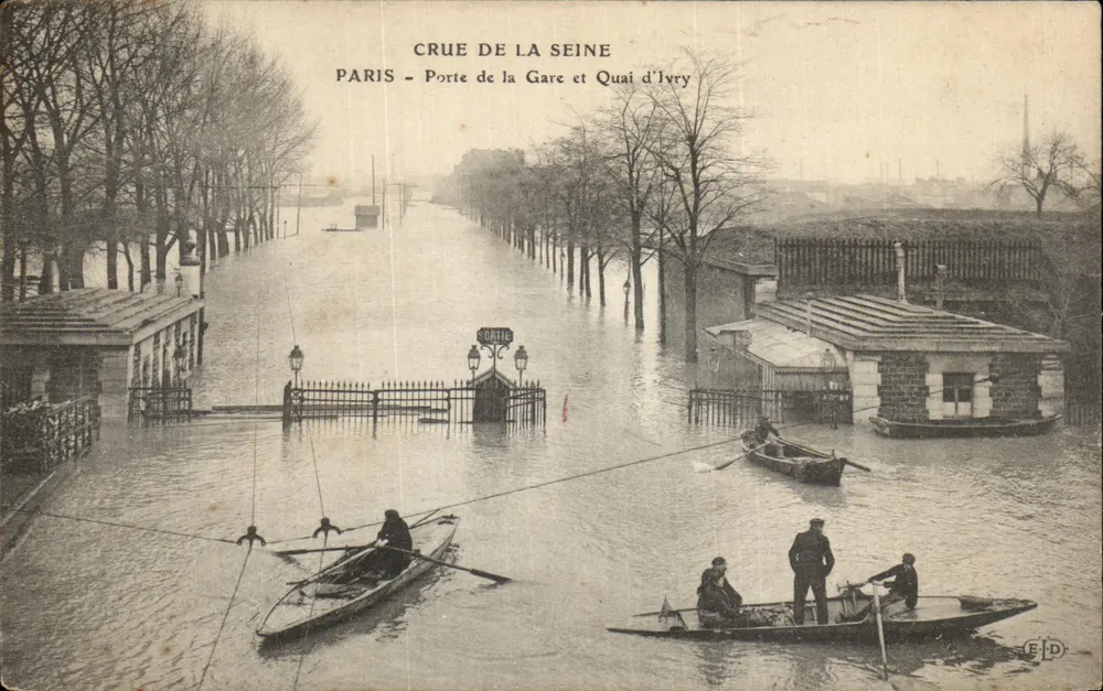Flut der Seine — Paris - Tor der Station und Quai d'Ivry — E.D. Verlag - Vorderseite