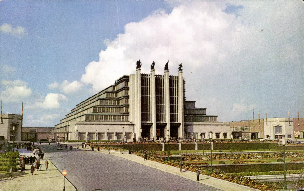 Brüssel: Heysel - Das Große Palais — Architektonische Ansicht — Gedruckt von - Vorderseite