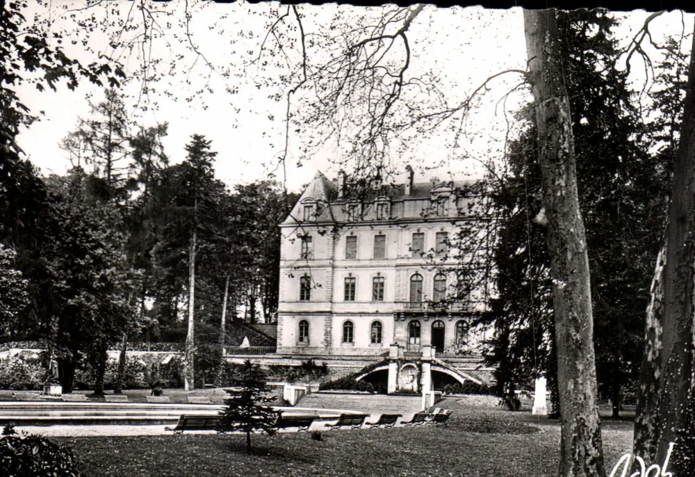 O Museu e o Parque de Tessé — Le Mans — Foto A. Umbert - Frente