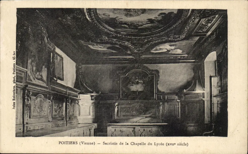 Poitiers (Vienne) — Sakristei der Kapelle des Lycée (17. Jahrhundert) — Jules Robuchon, Foto. Poitiers - 45 ter - Vorderseite
