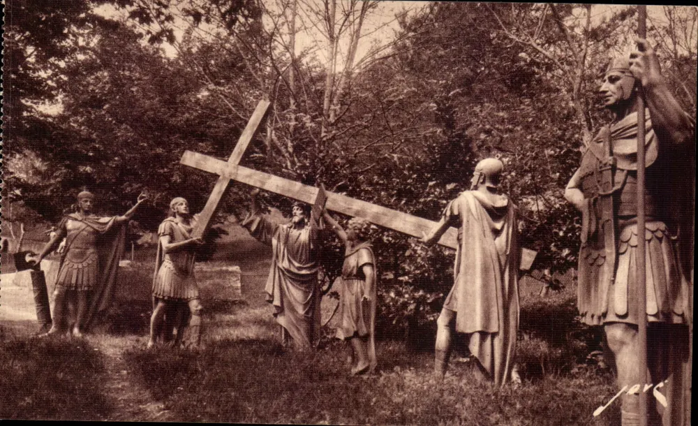 Lourdes — Le Calvaire — IIe Station, Jésus chargé de sa Croix — Éditions Jové, Pau (B.P.) - Recto