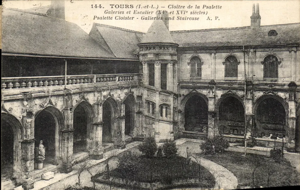 Tours (I.-et-L.) — Cloître da Psalette — Galerias e Escada (séculos XV e XVI) — A. P. - Frente