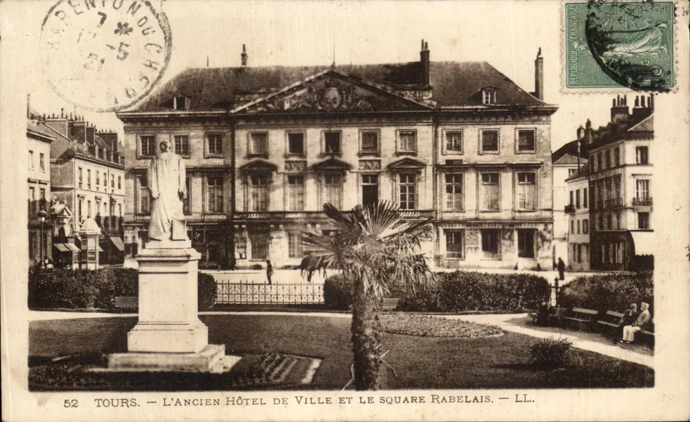 Tours — Das Alte Rathaus und der Rabelais-Platz — LL. - Vorderseite