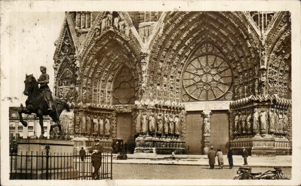 Reims — Catedral Nossa Senhora — Grande Portal — editor Delmotte - Frente